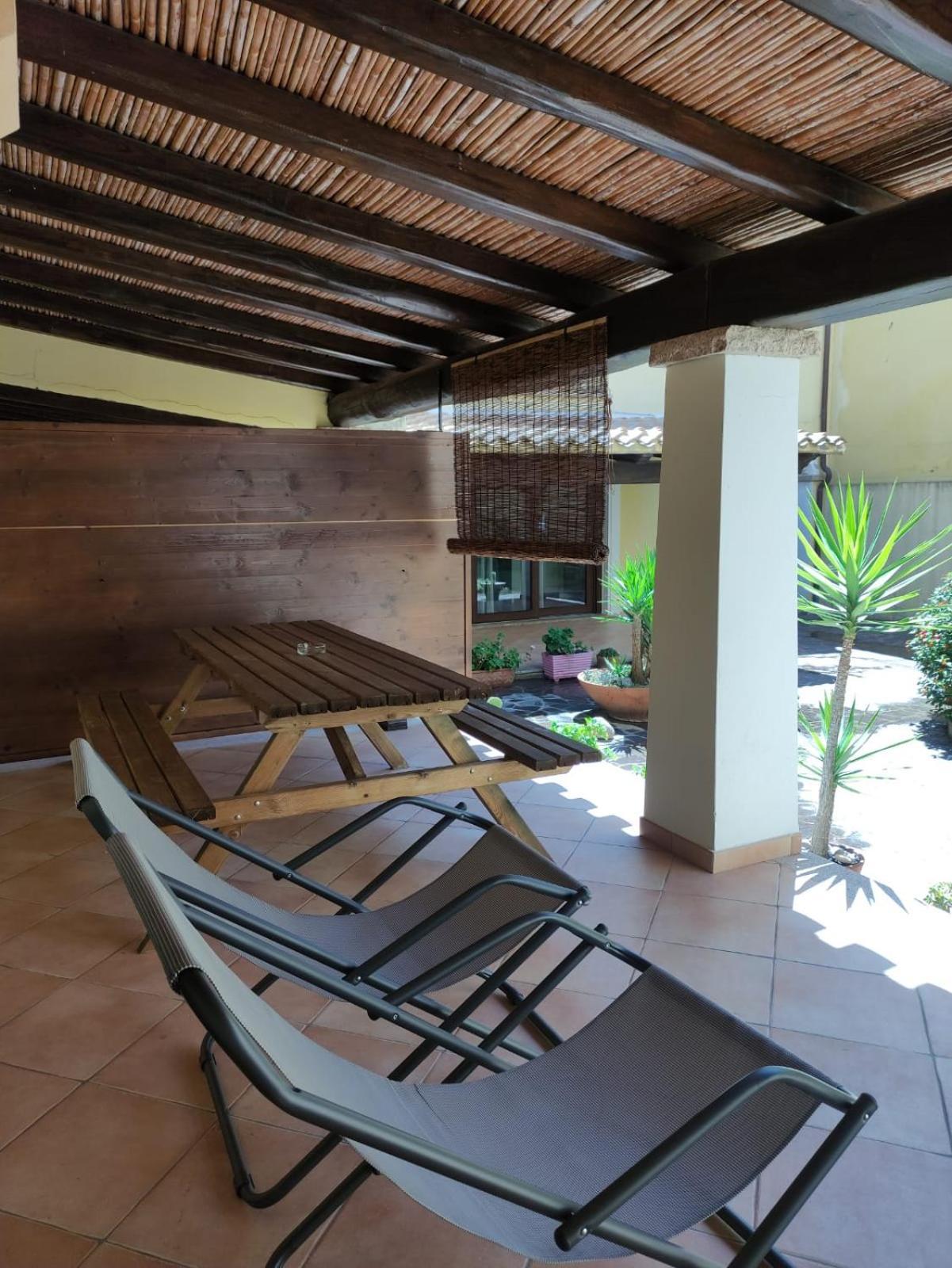 Appartement Casa Il Cortile Fiorito à Tortolì Extérieur photo