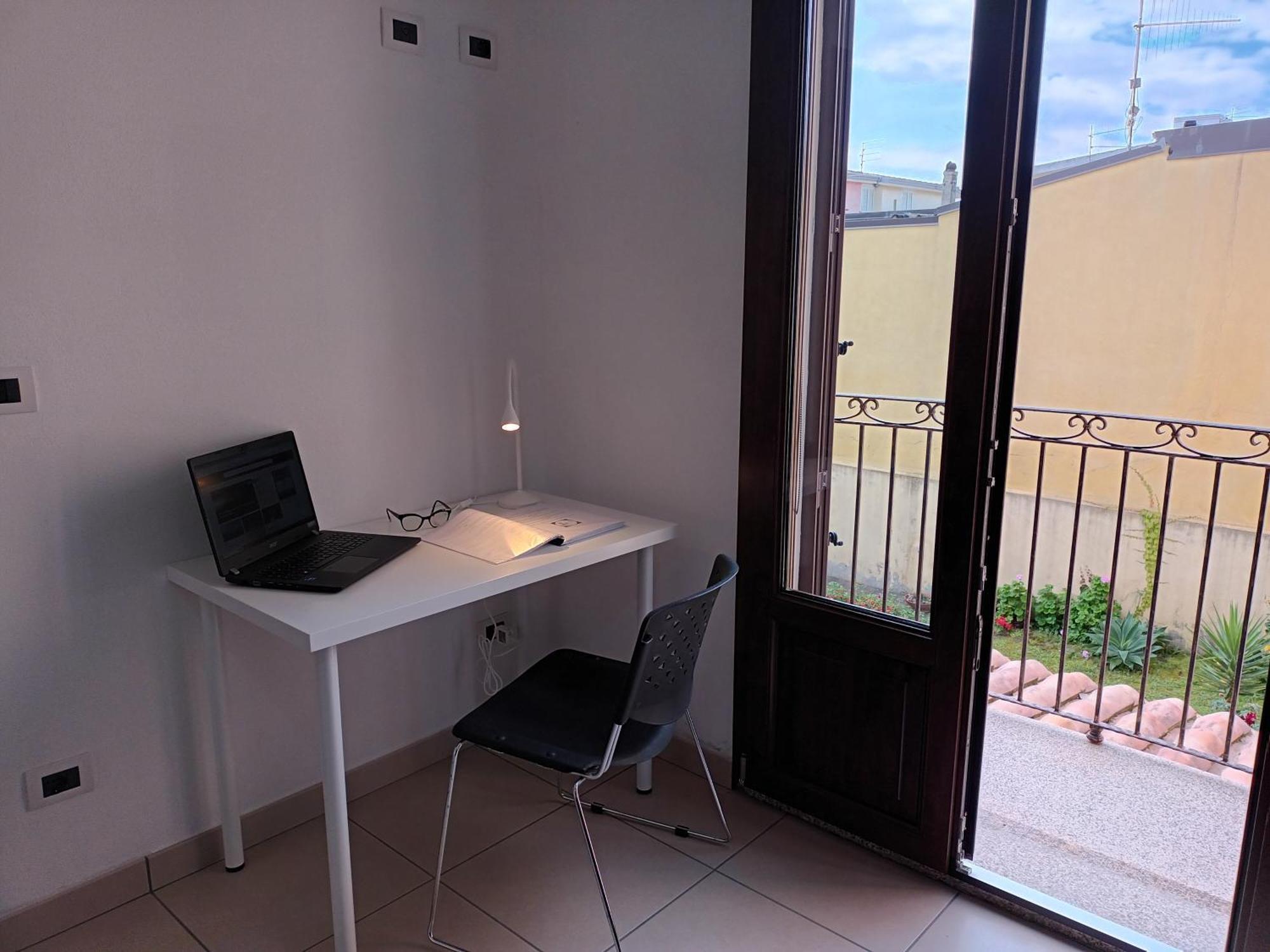 Appartement Casa Il Cortile Fiorito à Tortolì Extérieur photo