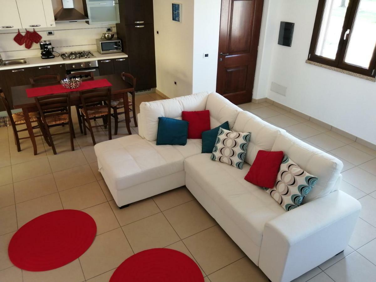 Appartement Casa Il Cortile Fiorito à Tortolì Extérieur photo